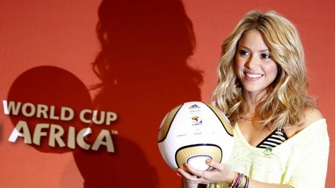 Shakira 640